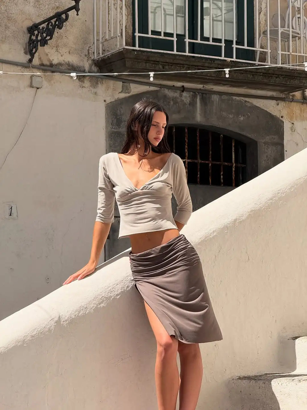 Absobe Women Sexy Deep V Half Sleeve T-shirt Backless Side Split Slim Solid Color 2026 Spring Summer Casual Top Streetwear