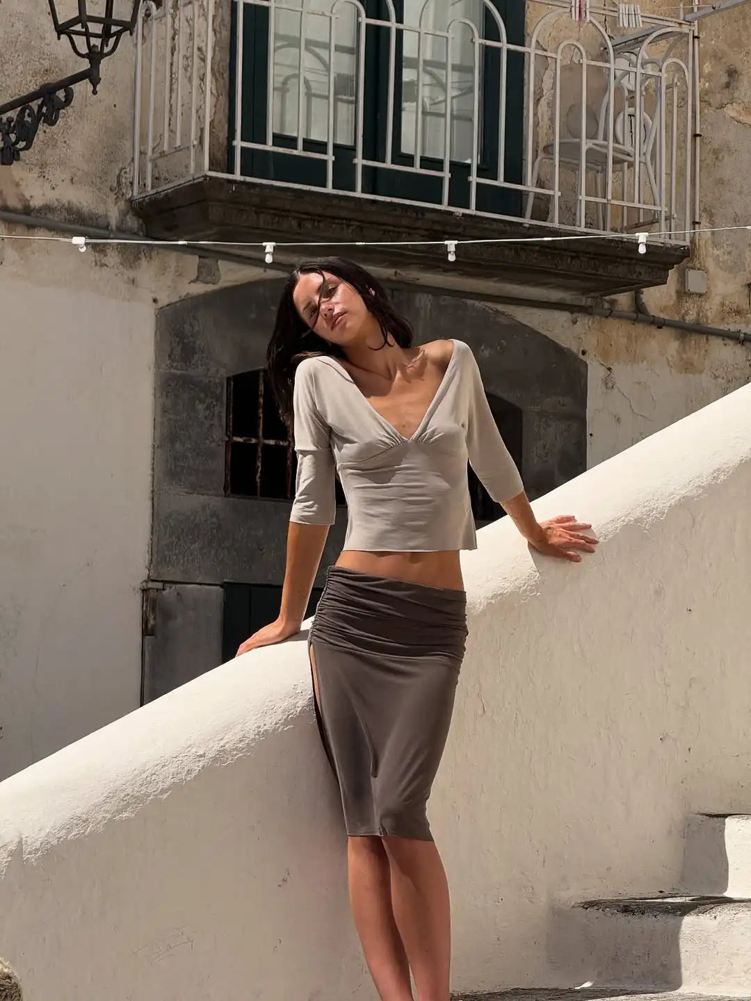Absobe Women Sexy Deep V Half Sleeve T-shirt Backless Side Split Slim Solid Color 2026 Spring Summer Casual Top Streetwear